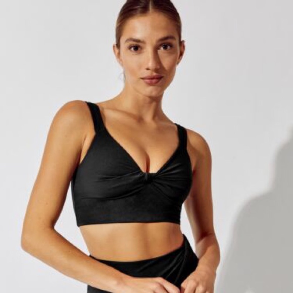 NWT CARBON38 TWIST FRONT SPORTS BRA